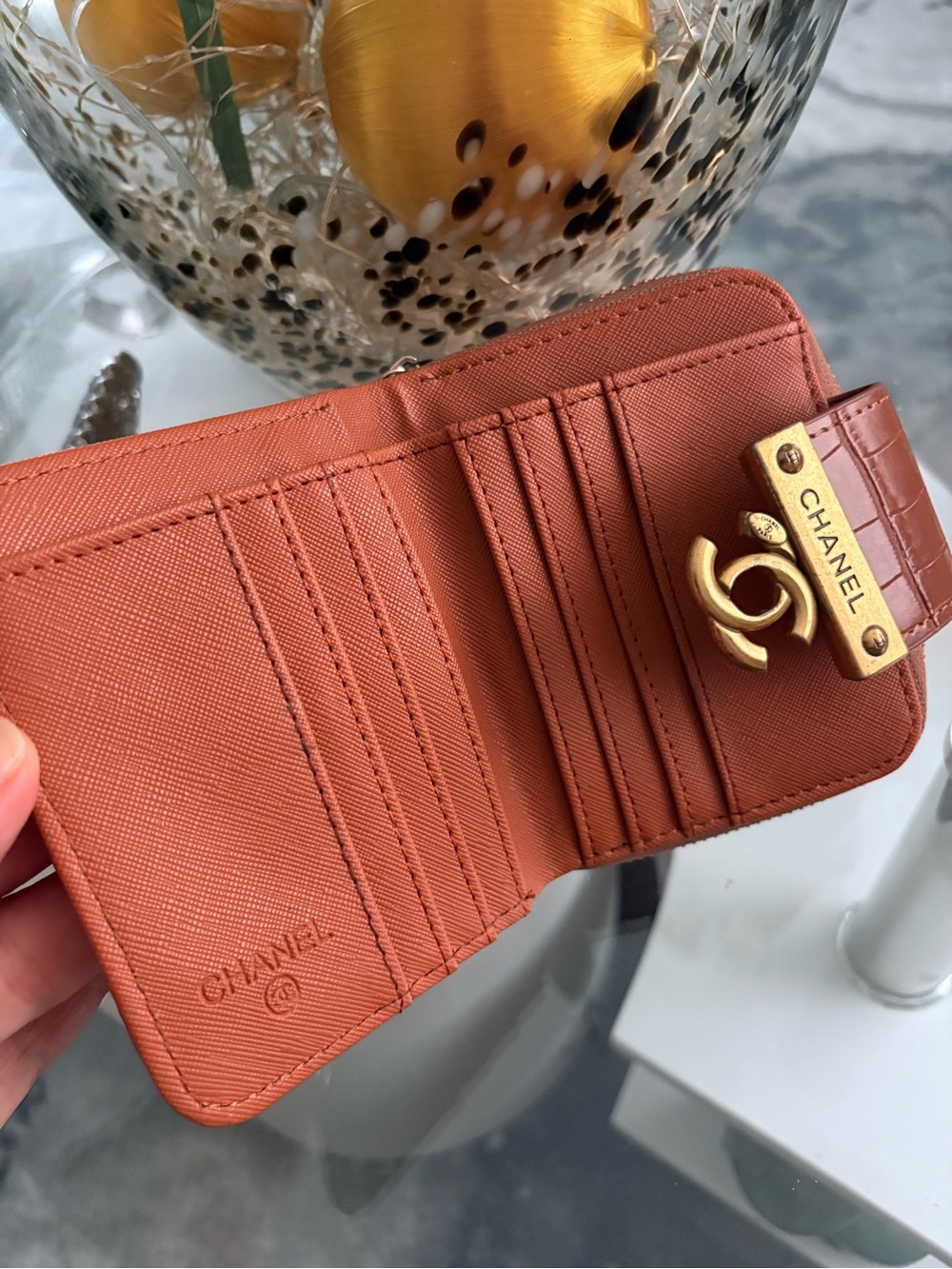 CHANEL Croc-Embossed Leather Wallet in Rust with Gold Hardware - Picture 2 of 5